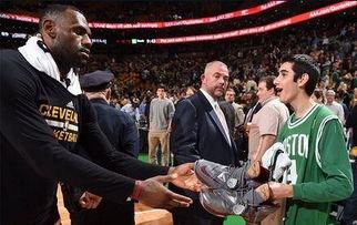 波士顿球迷爆料视频播放,揭秘现场激情瞬间 第2张 波士顿球迷爆料视频播放,揭秘现场激情瞬间 第2张