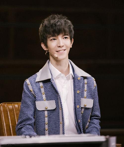 郭敬明最新爆料,揭秘娱乐圈不为人知的秘密 第1张 郭敬明最新爆料,揭秘娱乐圈不为人知的秘密 第1张